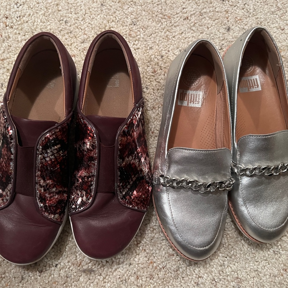 2 PAIRS FitFlop shoes